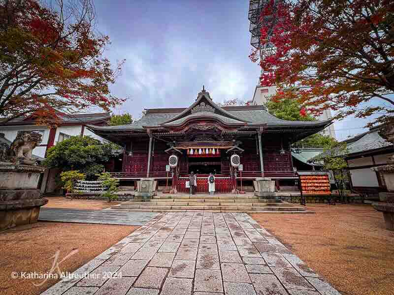 Yohashira-jinja in Matsumoto